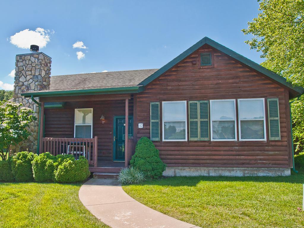 The Lodge At Old Kinderhook Camdenton Exterior photo